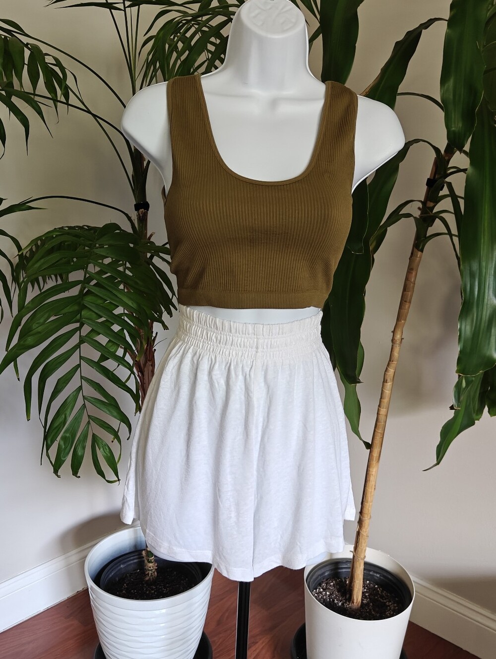 H&M Ultra Highrise Linen Blend Shorts